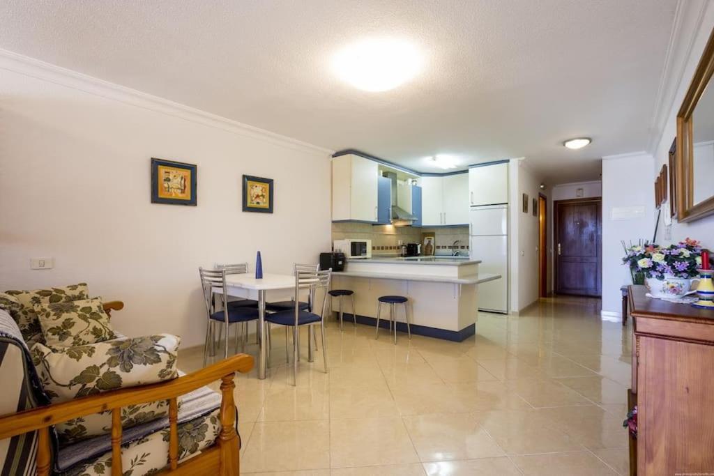 First Line Beach Apartment Puerto de la Cruz  Exterior photo