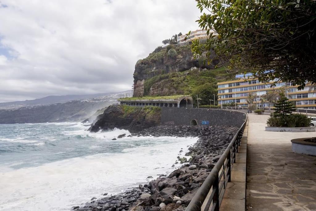 First Line Beach Apartment Puerto de la Cruz  Exterior photo